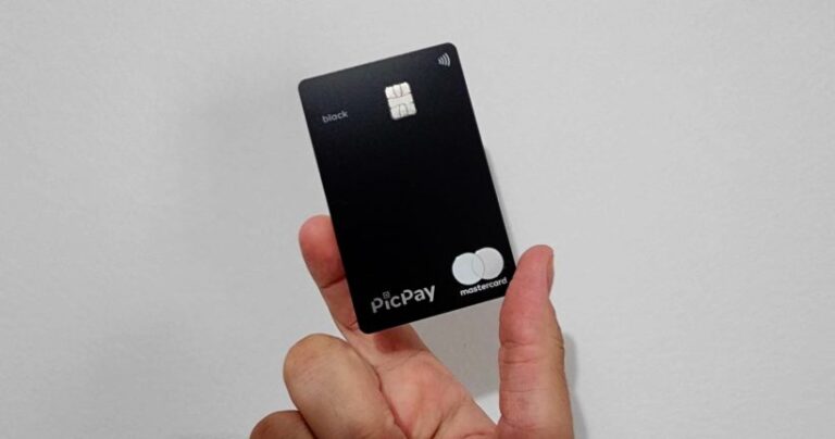 PicPay Black com cashback de 4% em compras internacionais: vale a pena?