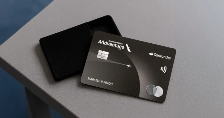 Santander AAdvantage Mastercard Black Metal: exclusividade, elegância e vantagens para quem ama viajar