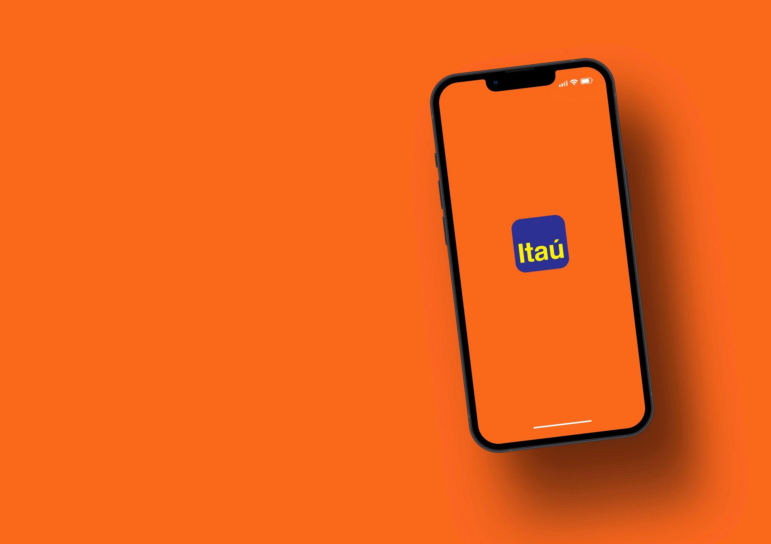 Itaú volta atrás e pede que clientes desconsiderem aviso sobre fim da anuidade grátis